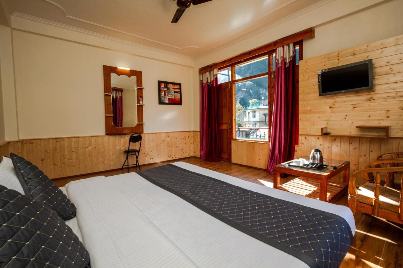 Hotel Rockland Inn Manāli Exteriör bild